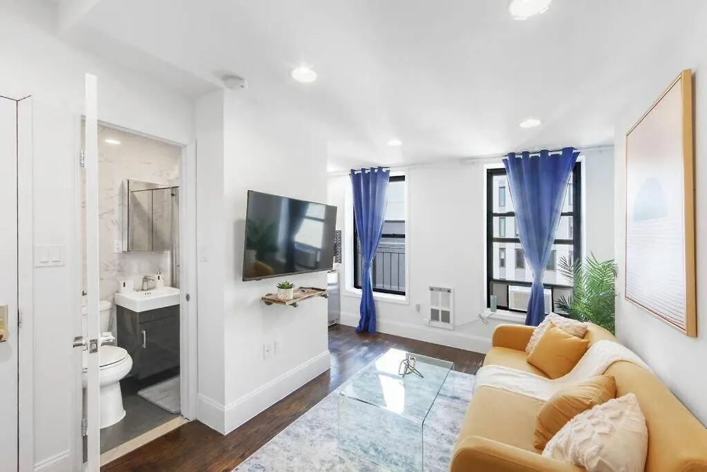Apartment 69-5B I Stylish Lower East Side 1Br Apt New York